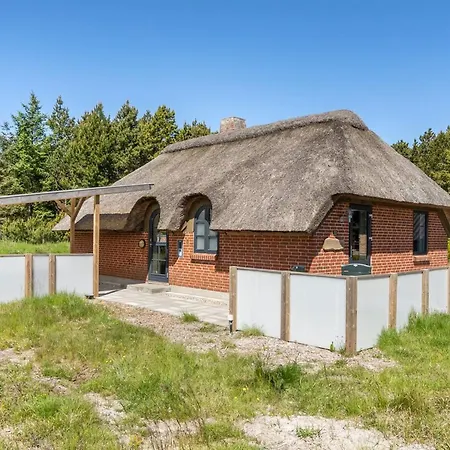 Annetin - 850m From The Sea By Interhome *